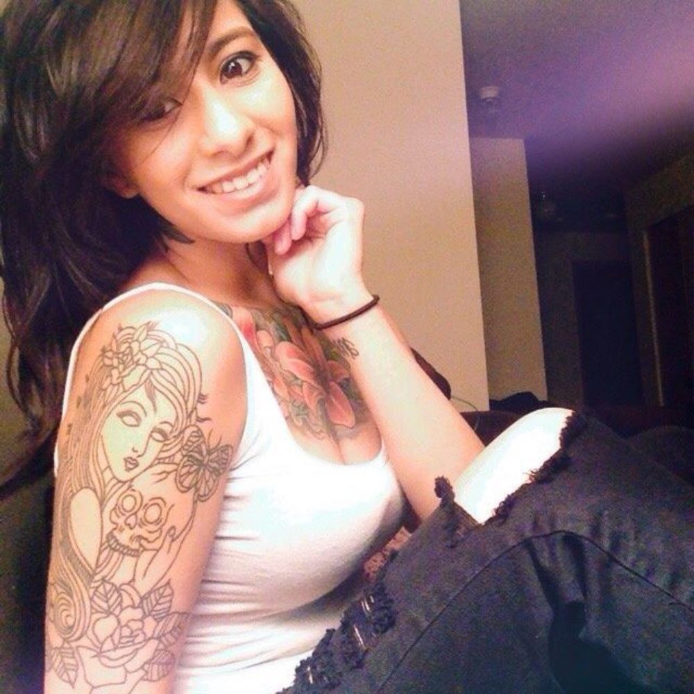 Meet your Posher, Dalia